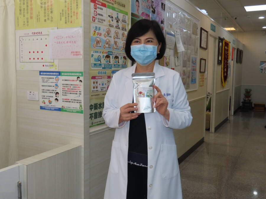 染疫居家照護 可透過2種管道取得公費「清冠一號」 - 台北郵報 | The Taipei Post
