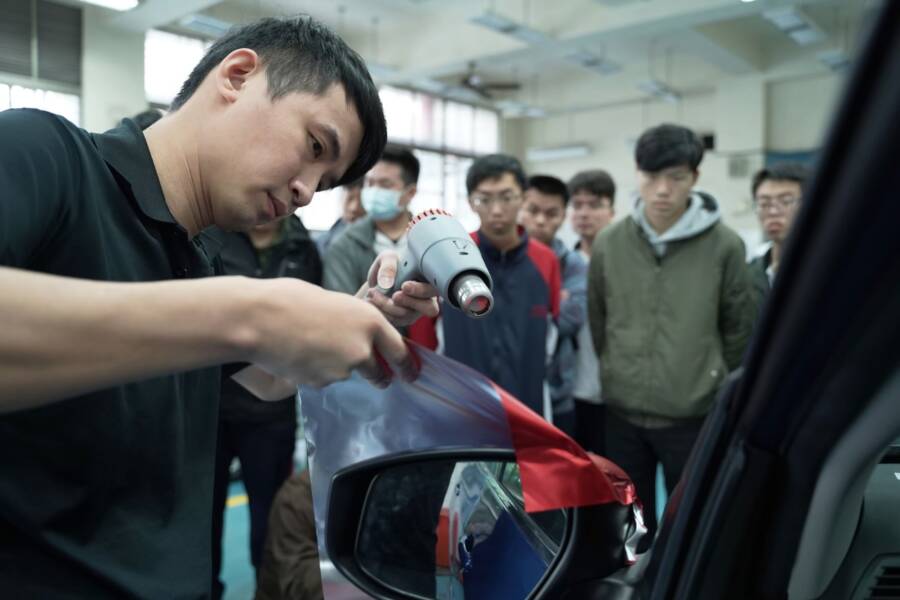 首創產險車體包膜2.0　劉育誠：躍進造三贏 - 台北郵報 | The Taipei Post