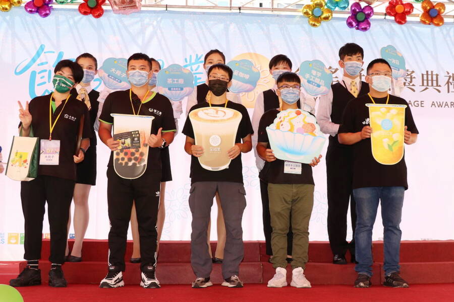 嘉市首頒「金搖獎」　29家飲冰品業者脫穎而出獲獎 - 台北郵報 | The Taipei Post