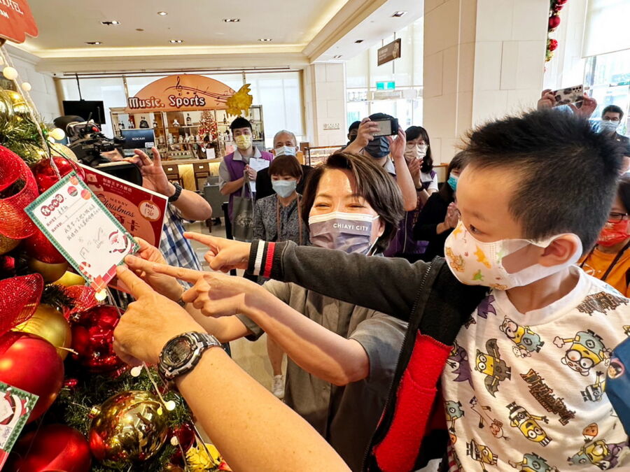 耐斯王子大飯店「聖誕心願卡」啟動　為500名弱勢童圓夢 - 台北郵報 | The Taipei Post