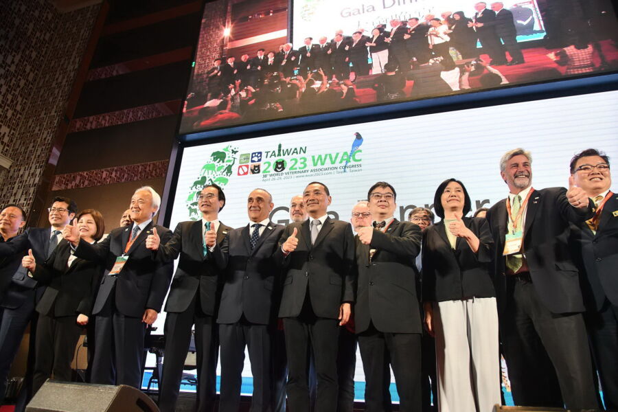 圖／第38屆世界獸醫師大會今年首度在台灣舉辦，新北市長侯友宜受邀出席頒獎晚會。（圖／新北市政府提供）