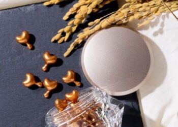 兩顆完勝冷氣房！台酒生技VINATA小金心&小米粒　雙效保養密集修護　上班時間肌膚保養不停歇　再晚下班也不脫妝！