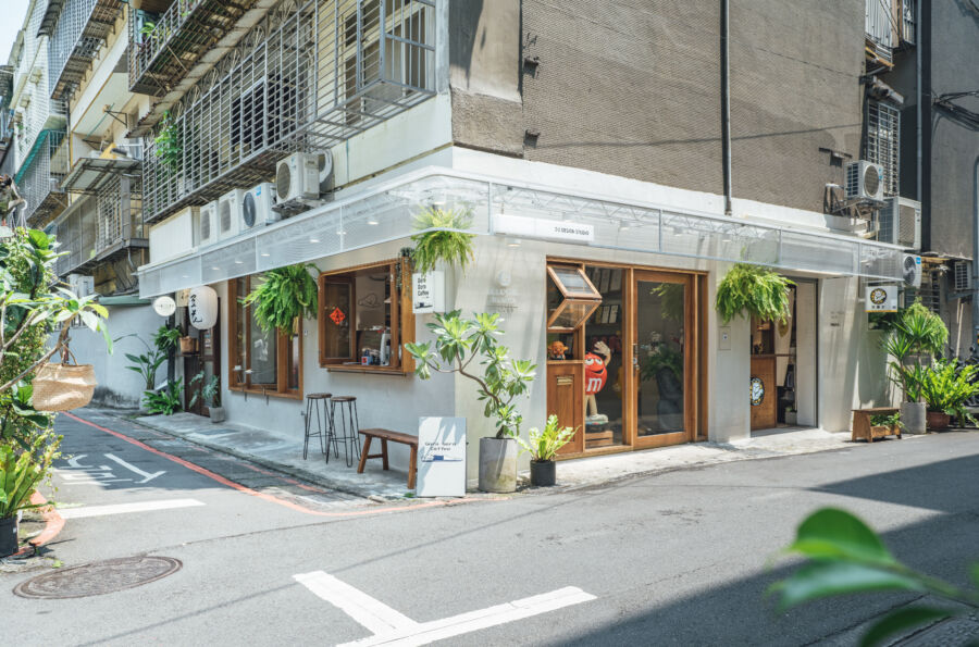 3＋2 Design Studio 攜「咖廢人、山海豆花、大麗士」　以美感設計改造昆陽街新樣貌 - 台北郵報 | The Taipei Post