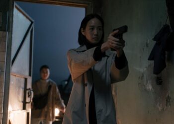 張鈞甯《查無此心》飾犀利俏女警　在家練槍法嚇壞媽媽