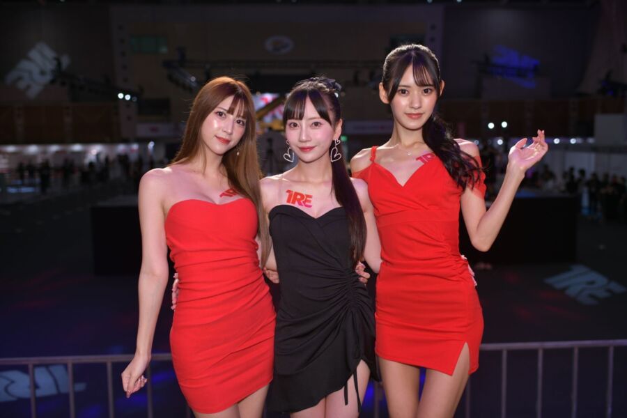 日本AV女優八掛海出席成人展登台崩潰大哭真相曝光| 蕃新聞