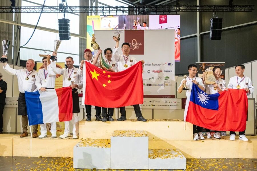 台灣選手世界麵包賽摘銅！「高舉國旗」讓中國隊閃超遠