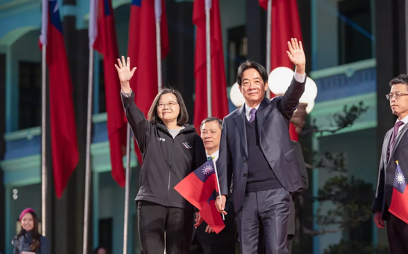 習近平稱 「統一是必然」　蔡英文：兩岸關係由台灣民眾共同決定