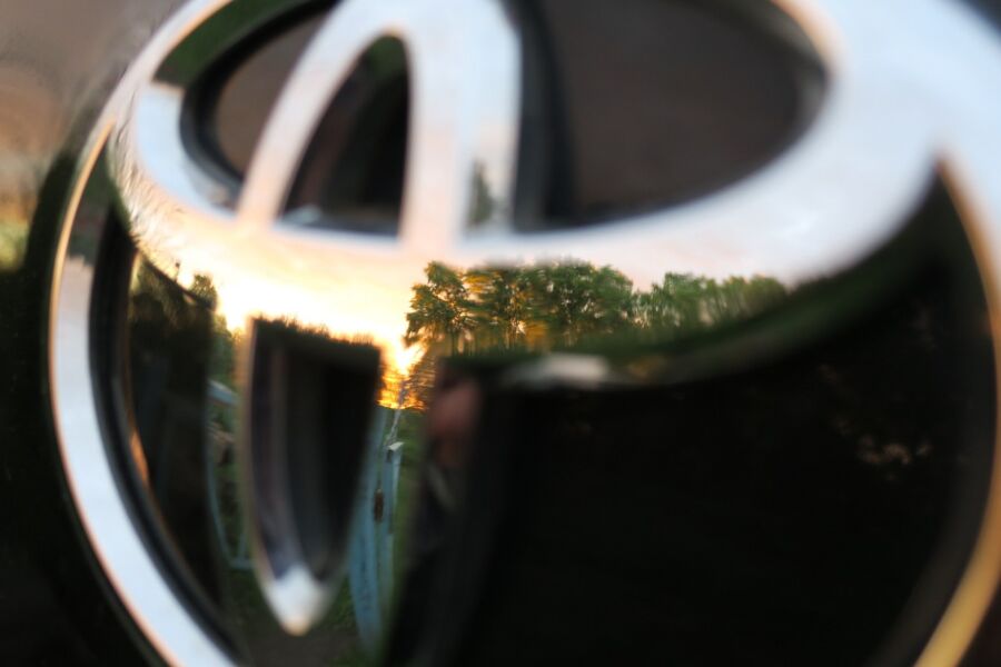 Toyota「這些車款」安全氣囊有爆炸風險　緊急示警：快修車