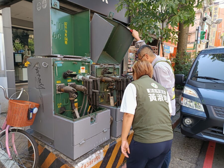 圖／新北市議員黃淑君希望中央地方能夠聯手找出用電熱點，加強日常檢修，積極檢討電力設備更新，提升輸電效率及安全性。（新北市議員黃淑君提供）