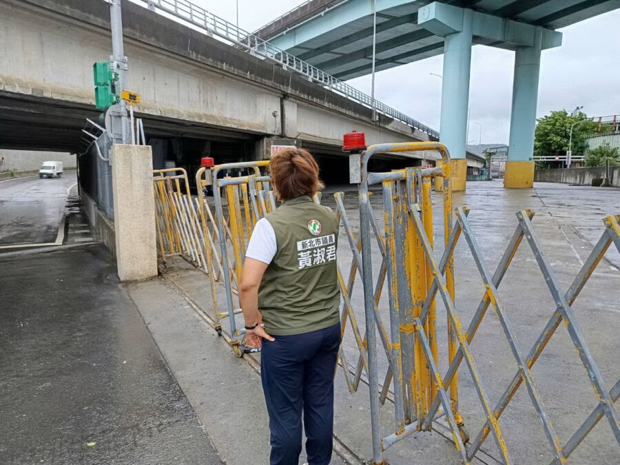 圖／新北市議員黃淑君希望市府能更多加的重視，可以給予板橋清潔隊的所有隊員，一個更安全、更乾淨、更舒適的休息空間。（黃淑君臉書）