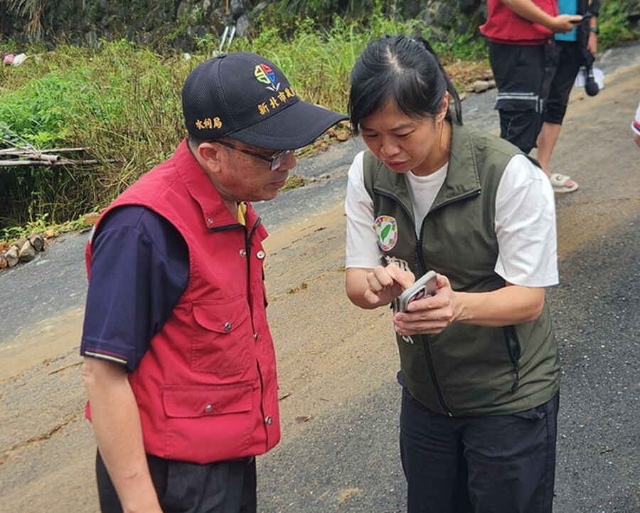 圖／新北市議員鄭宇恩關心山陀兒颱風後，北海岸的災損狀況。（新北市議員鄭宇恩臉書）