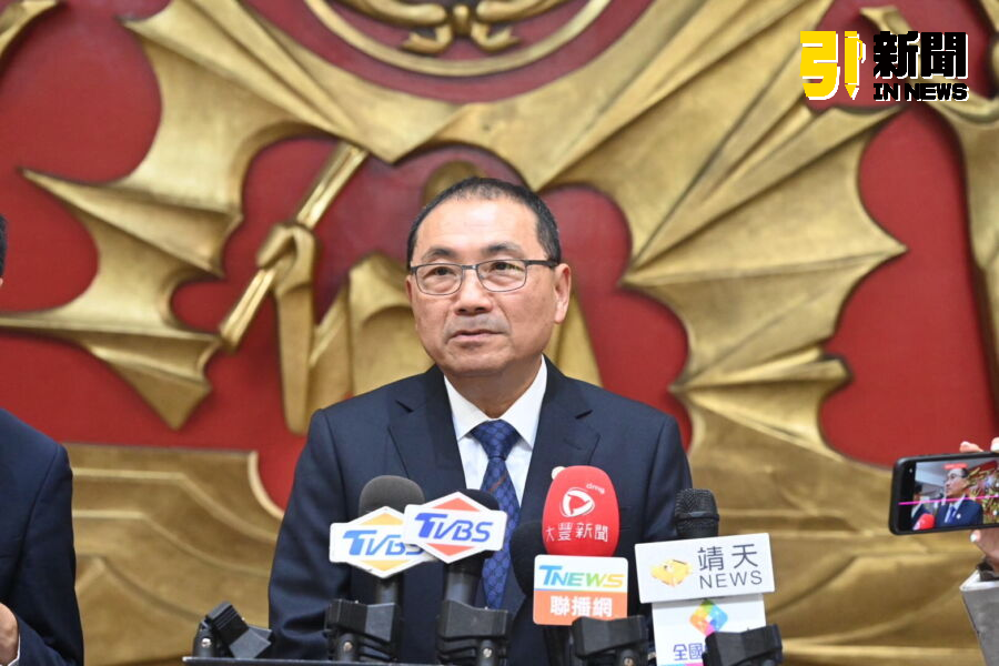 圖／新北市長侯友宜今（24）日表示，已採取快速的反應措施，而發生事故的電梯已封閉檢修，確保民眾跟員工的安全。（記者陳志仁攝，2024.10.24）
