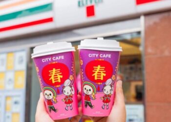 超商咖啡買一送一！特價下殺25元　週六「補班優惠」一次看