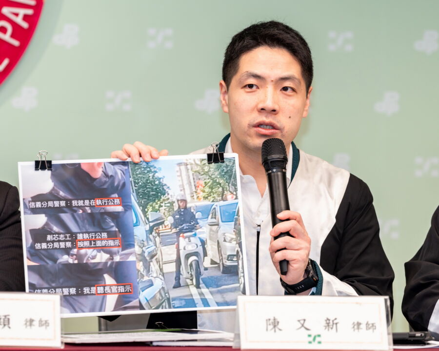 圖／陳又新指出，以花蓮公民連署罷免為例，有參與民眾遭「查水表」，地方選委會直接到選民家中去進行選罷法上「查對」資料，令人覺得有違法疑慮。（民進黨提供）