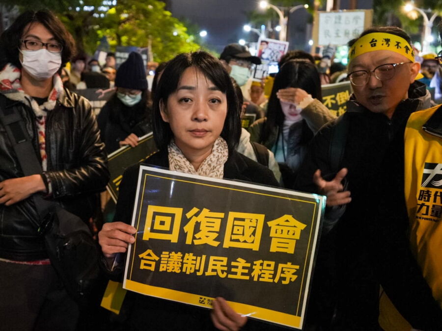 圖／王婉諭警告藍白立委，總預算覆議是你們解套的唯一方法。（王婉諭臉書）