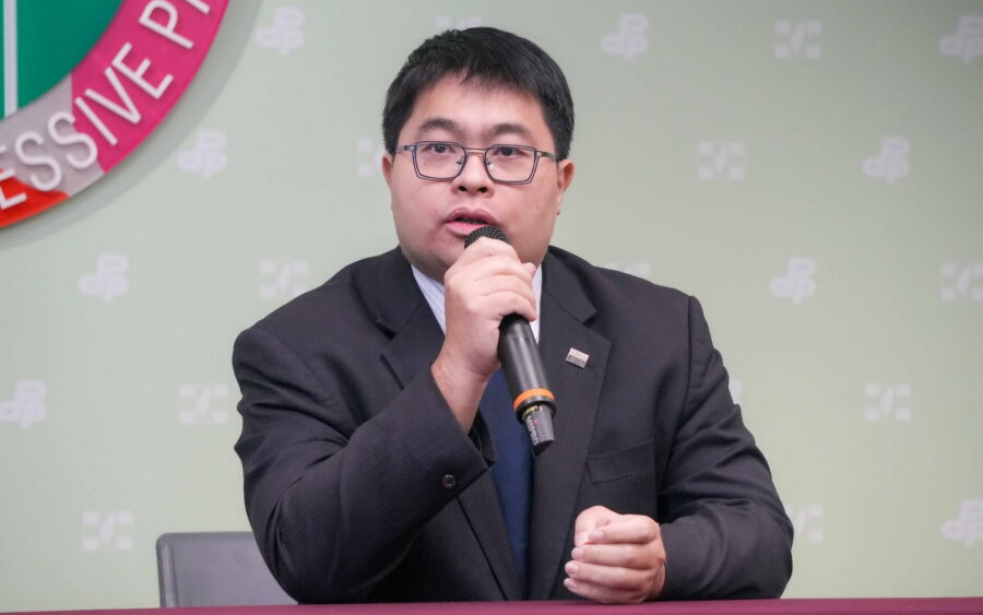 藍白公然違法連署又被抓到 民進黨:朱立倫要負最大責任 藍白公然違法連署又被抓到 民進黨:朱立倫要負最大責任