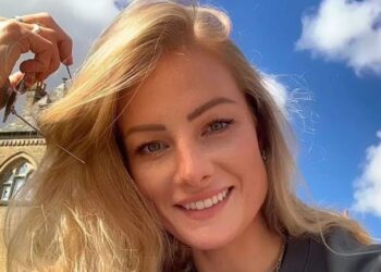 分手隔天跳傘亡！英跳傘女「沒開傘直接墜落」