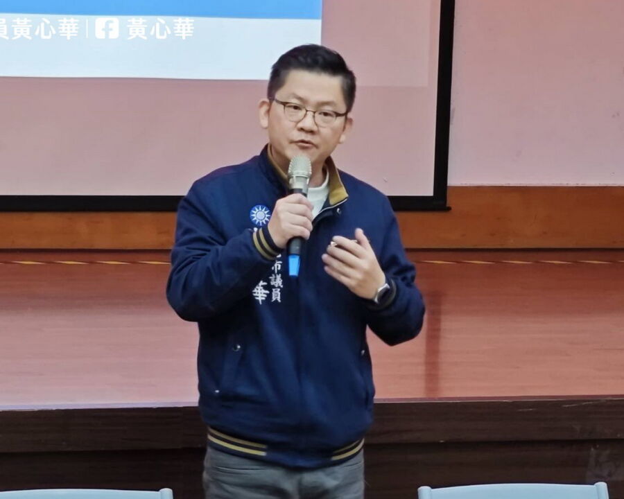 圖/新北市議員黃心華表示,騎樓整平政策的核心,應在於全面改善通行的環境,不僅是完成工程,更應確保設施後續真正「可走、可用」。(黃心華臉書)