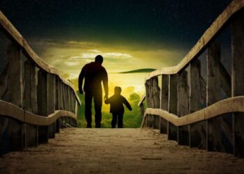 父母吸毒不顧孩！舅舅守護外甥伴他長大　「哭回台南」感動法官裁准收養