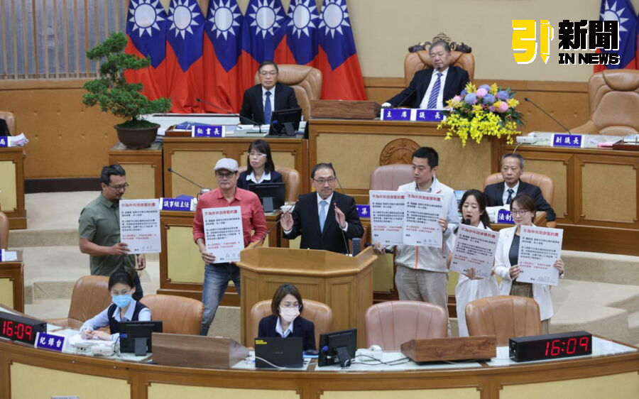 圖／民進黨團副召蘇錦雄、書記長顏蔚慈、議員張錦豪、戴瑋姍、林秉宥的質詢聚焦國安與預算議題。（記者陳志仁攝，2025.06.11）