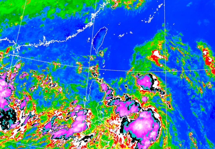 「蝴蝶」颱風生成了！最新路徑出爐 明起雨彈狂炸2地區