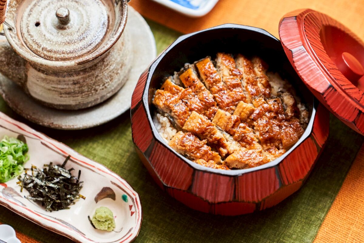 日圓狂貶不出國也奢食　莞固和食鰻魚御膳掀在地補氣熱潮 - 早安台灣新聞 | Morning Taiwan News