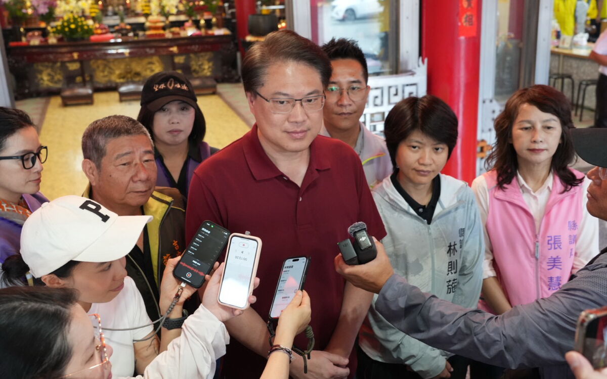 圖／對於國民黨擬於本週五提出加碼2300億元的特別條款，林右昌痛批，這根本是為了搶救傅崐萁的罷免案，「司馬昭之心，路人皆知」。（民進黨提供）