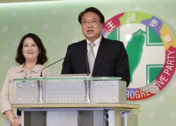 圖／請辭民進黨祕書長的林右昌強調，「我們最不需要的是為結果找藉口，而是要為未來找出路」。（林右昌臉書）