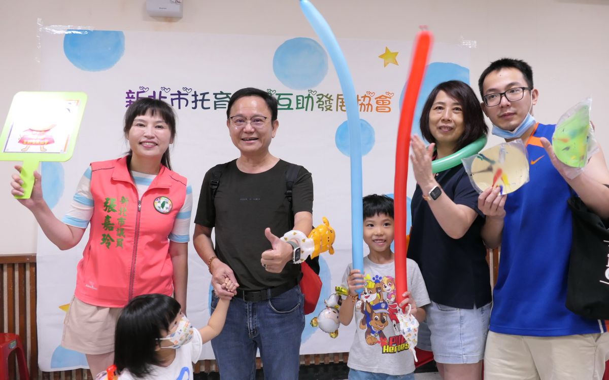 親子嘉年華科學營　張嘉玲陪孩子暑假動手玩學習