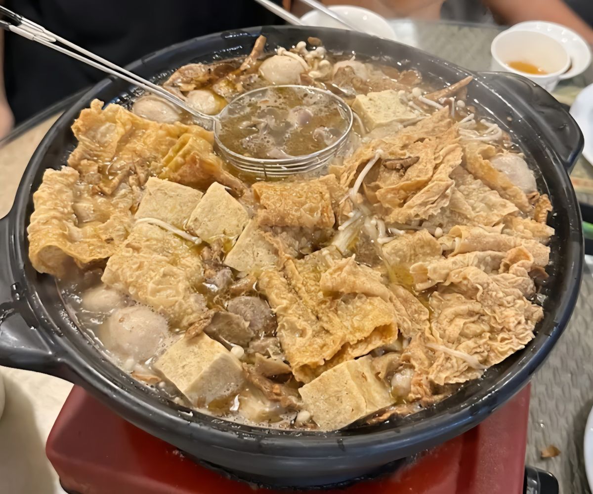 圖/網友好奇全台薑母鴨店是否真的都不賣白飯,引發熱烈討論。(翻攝自Threads)