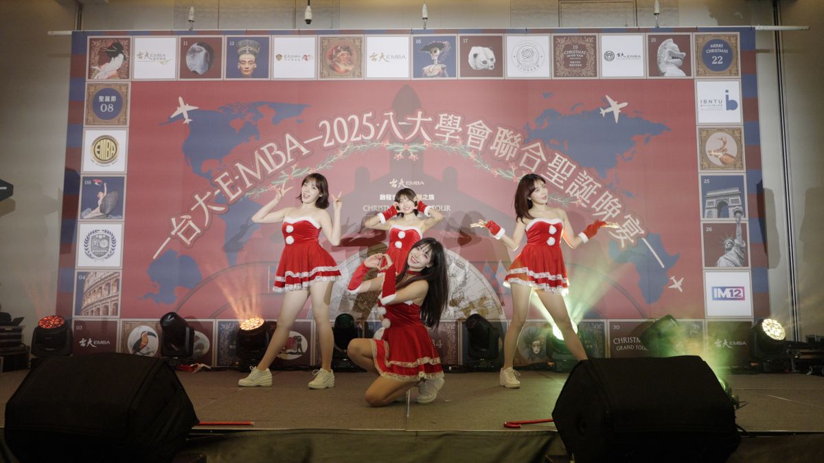圖/四位啦啦隊女神驚喜登場。(奧汀整合行銷 提供)
