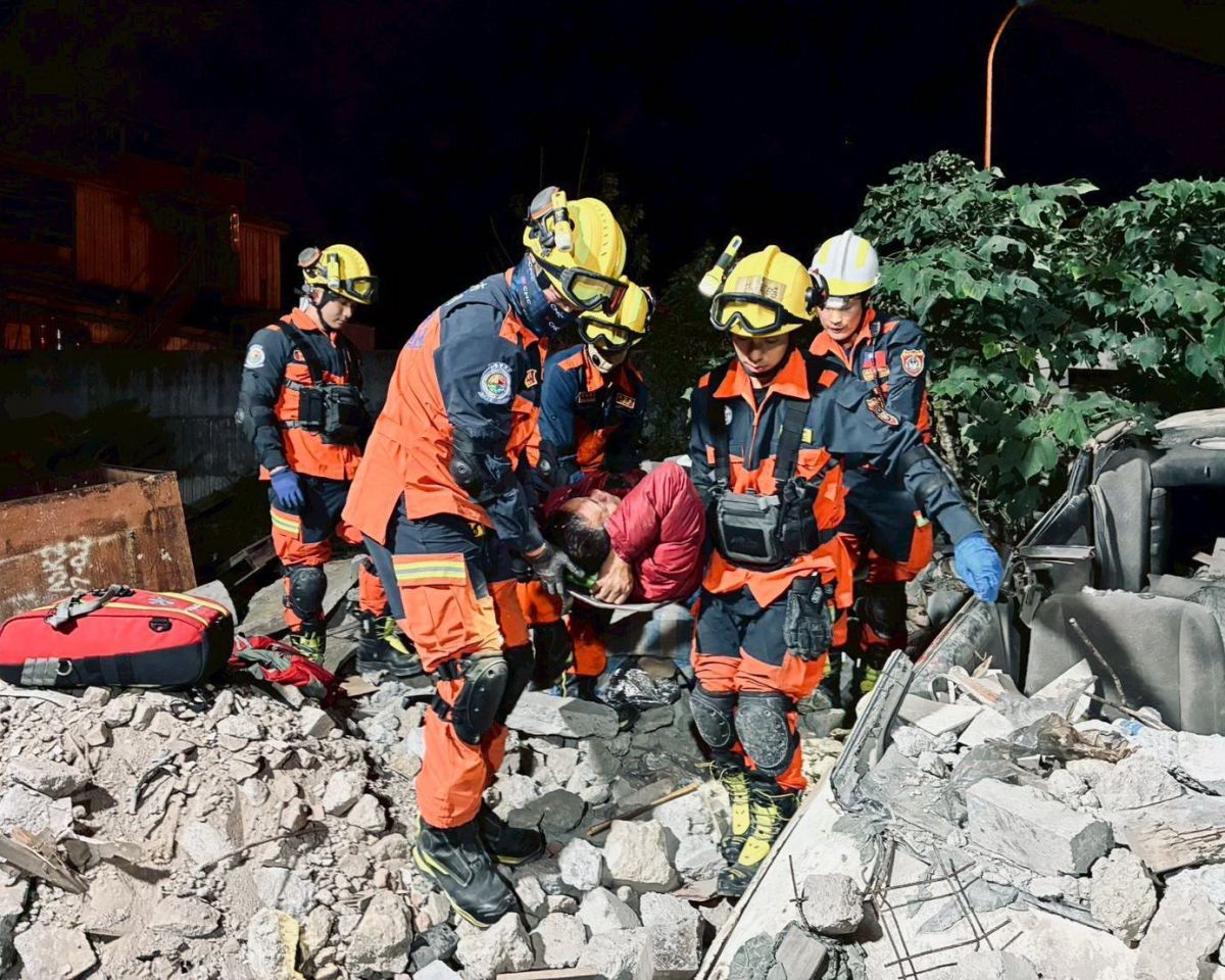 新北特種搜救隊36小時不間斷演訓　強化震災救援戰力