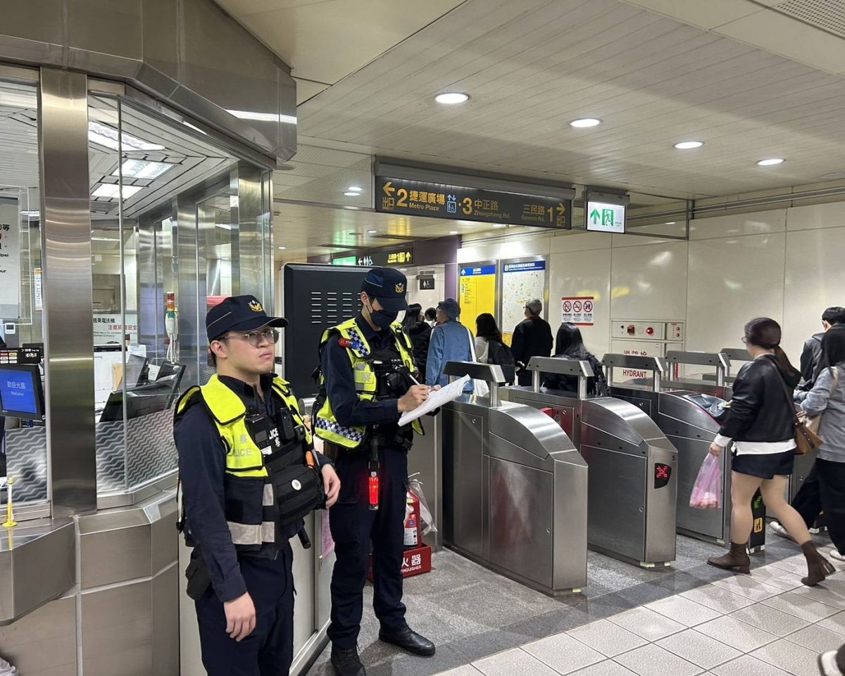 圖／蘆洲分局表示，近期已加強捷運站的周邊安全維護。（蘆洲警園臉書）