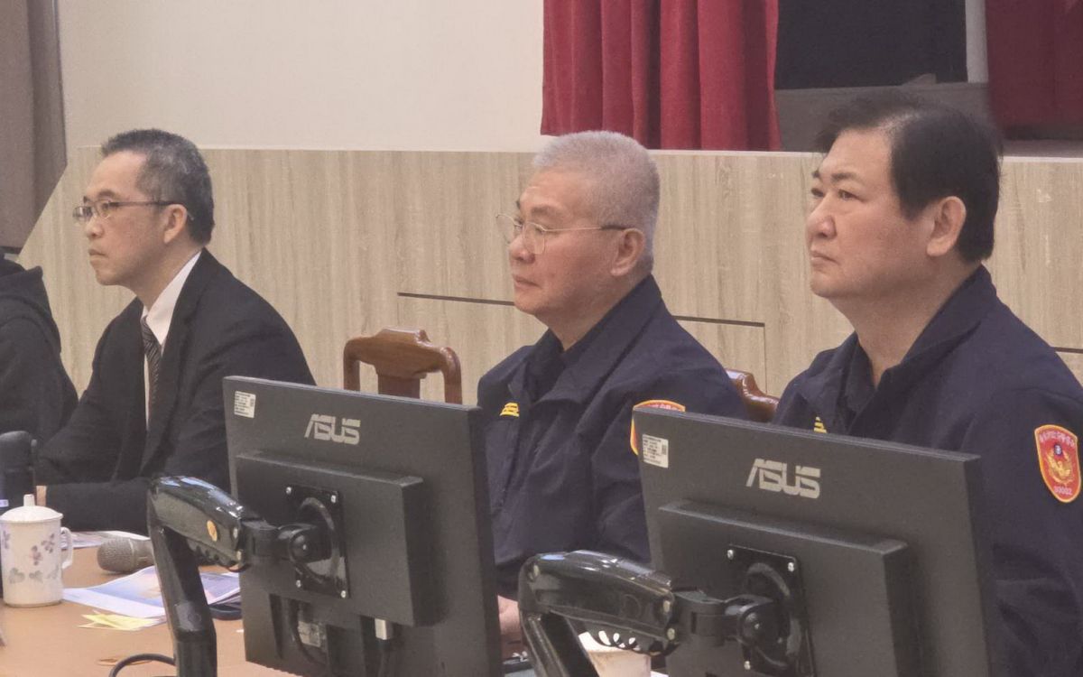 圖/警察局長方仰寧攜手臺北地檢署黑金組主任檢察官李仲仁召開央北暨十四張重劃區安全維護座談會。(新北市政府警察局刑事警察大隊提供)
