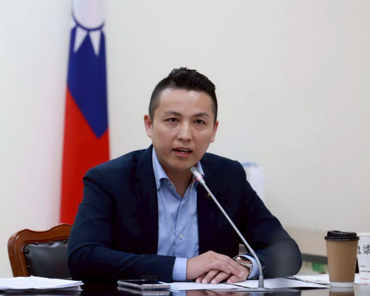 圖/國民黨新北市議員陳偉杰痛批,此舉是「意識形態提款機」,嚴正譴責民進黨毀憲亂政。(新北市議員陳偉杰提供)