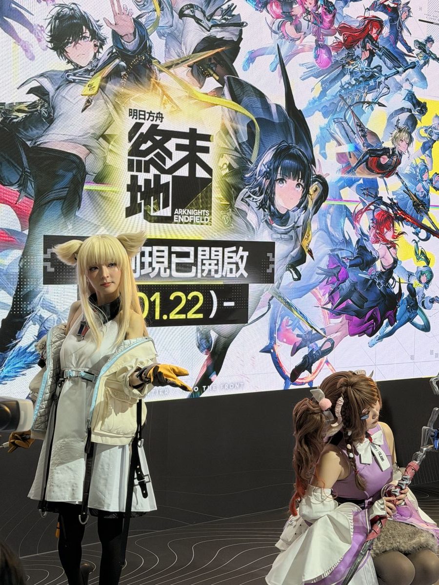 圖/會場也出現眾多 Coser 讓紛絲們拍照。(郭亘芸 攝)