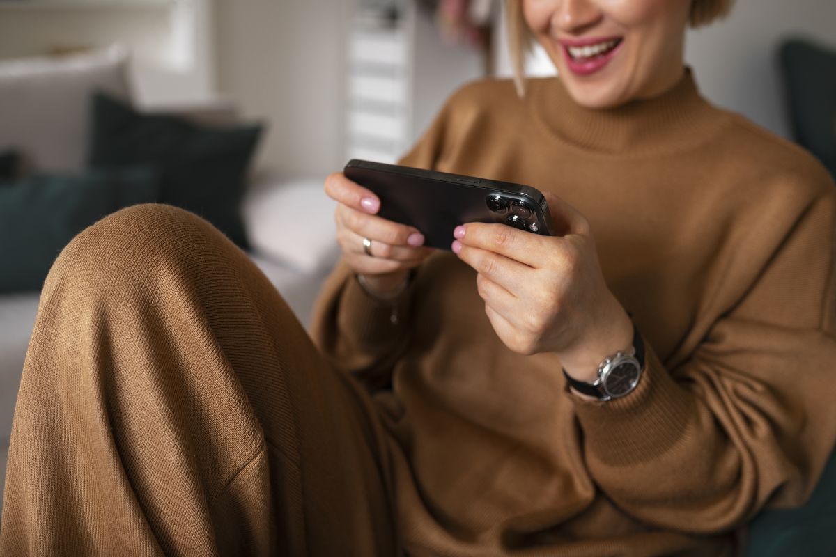 示意圖／2017 至 2020 年掀起熱潮的「電競手機」卻逐漸淡出市場。（擷取自 免費圖庫freepik）