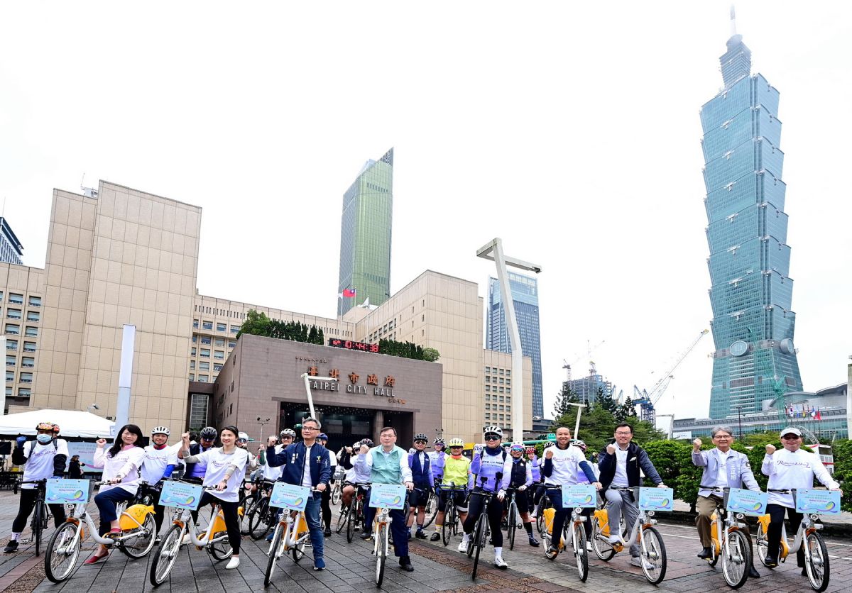 圖/本次世界癌症日北高騎行挑戰由HOPE 副董事長羅盛典醫師發起,動員許多癌症醫護團隊共襄盛舉。