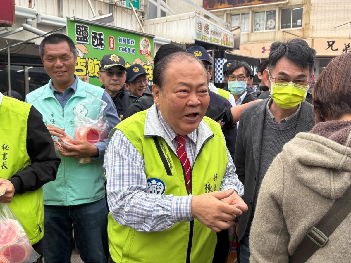 圖／澎湖縣長陳光復驚傳摔倒陷入昏迷，未來3到7天是危險觀察期。（翻攝陳光復臉書）