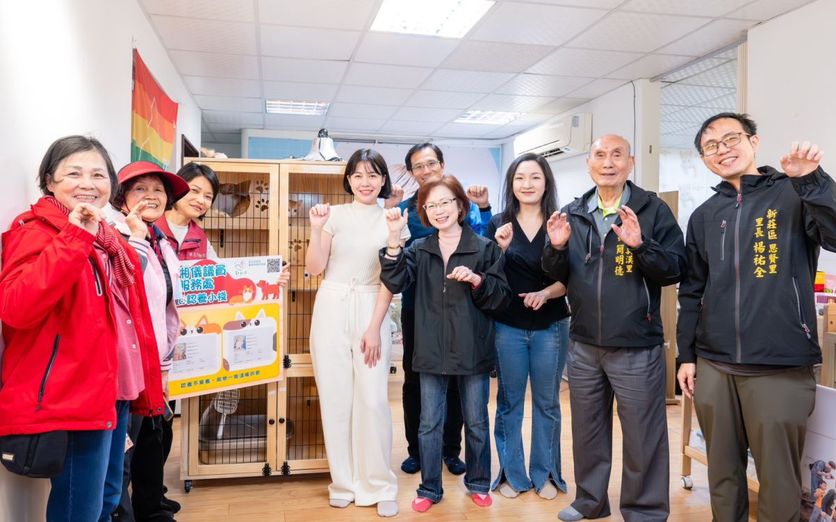 圖／新北市議員戴湘儀今（5）日於服務處增設「毛寶貝愛心認養小棧」。（新北市議員戴湘儀提供）