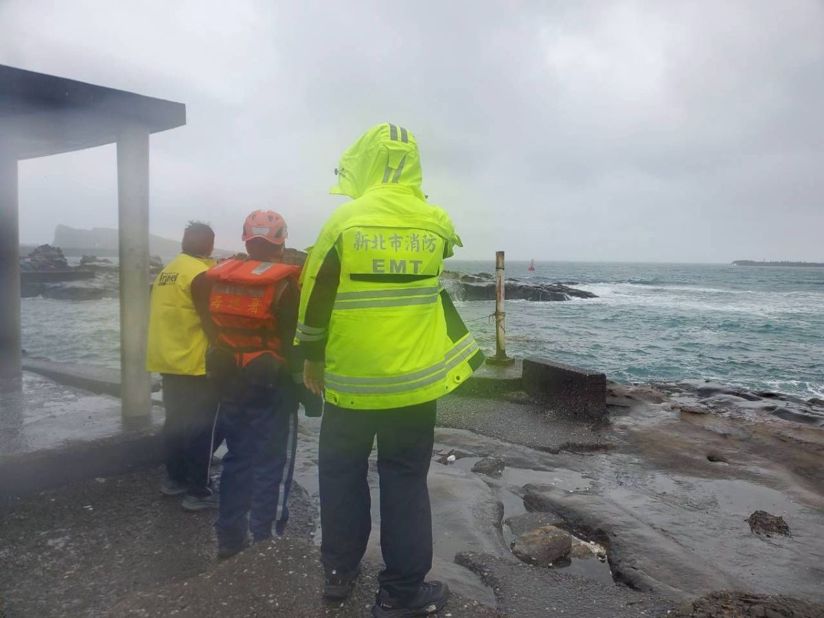 圖／新北市水域安全巡查小組巡查瑞芳一帶。（新北市政府觀光旅遊局提供）