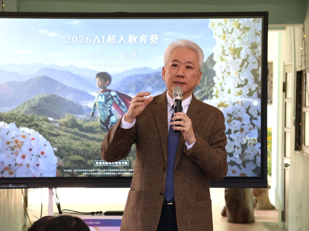圖/東海大學劉正副校長指出,東海大學近年來在AI方面的軟硬體投入已超過新臺幣1億元,積極建構AI教學環境。(東海大學提供)