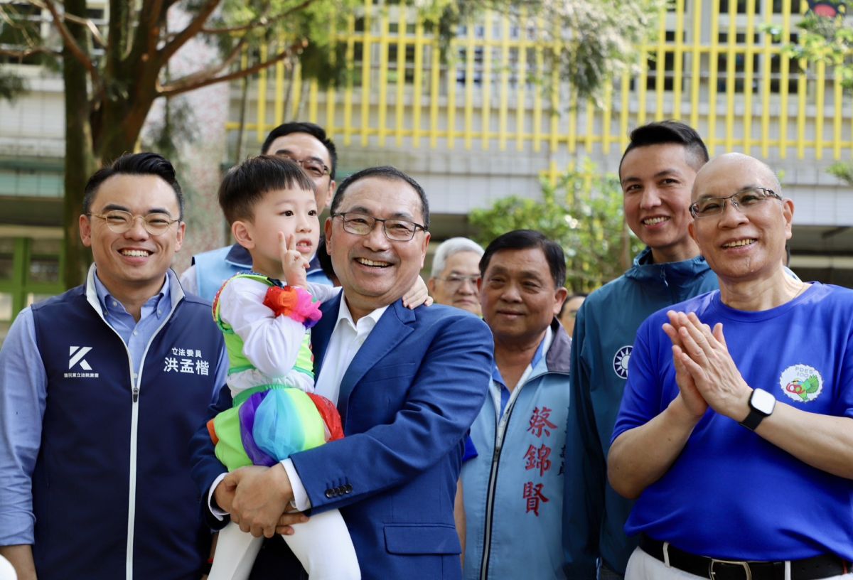 坪頂國小百年校慶　侯友宜封存時光寶盒傳承夢想