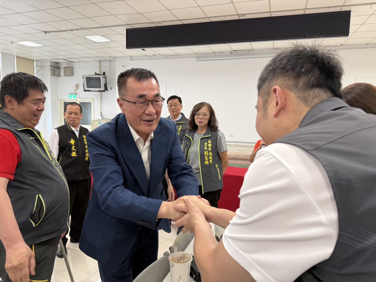 李四川板橋座談爆滿　打經驗牌拚進市府