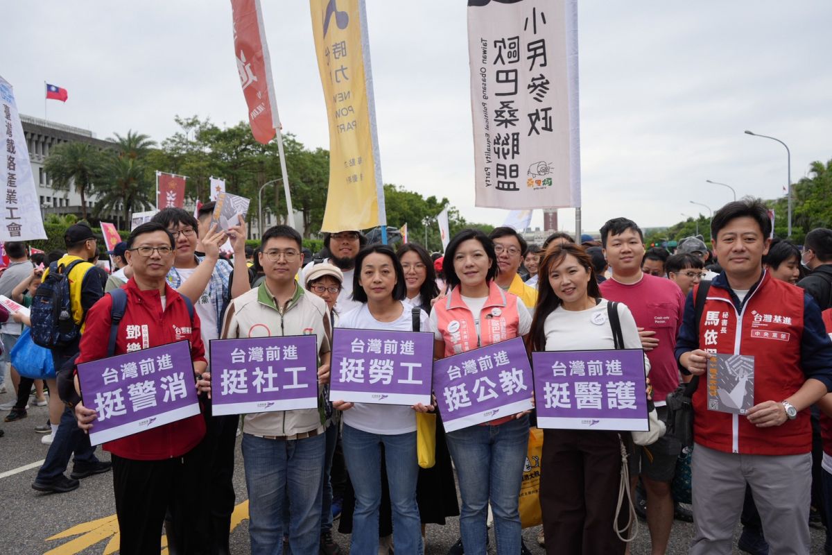 王婉諭上街挺勞工　時力籲改革護病比與消防制度