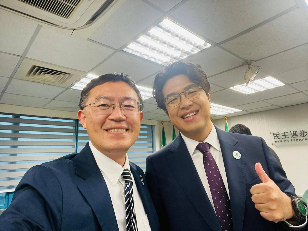 李乾龍稱追蹤器是妻子裝的　民進黨要求國民黨道歉