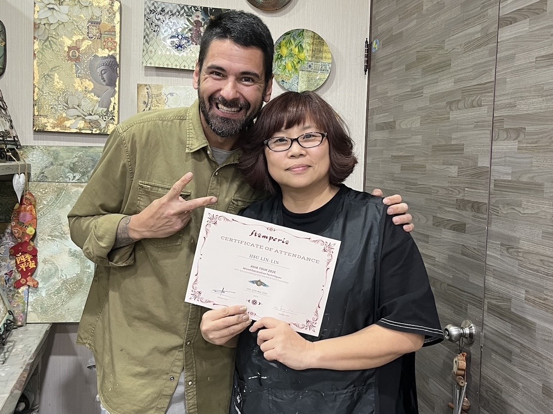 許玲玲紙藝個展登場　用拼貼堆疊生活與記憶之美