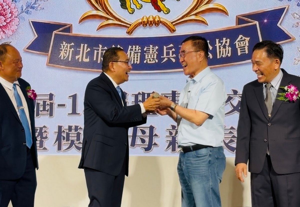 侯友宜公開交棒李四川　力挺延續新北治理路線