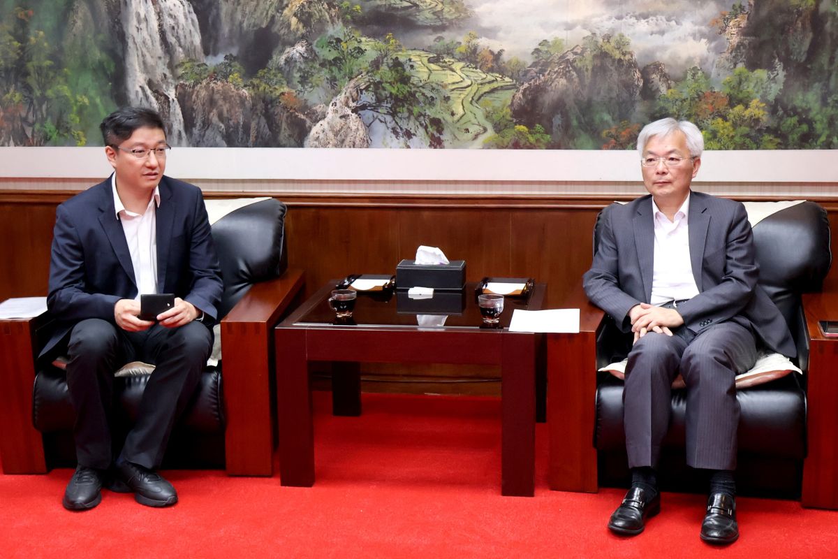 圖／立法委員張智倫（左二）拜會警政署長張榮興。（立法委員張智倫國會辦公室提供）