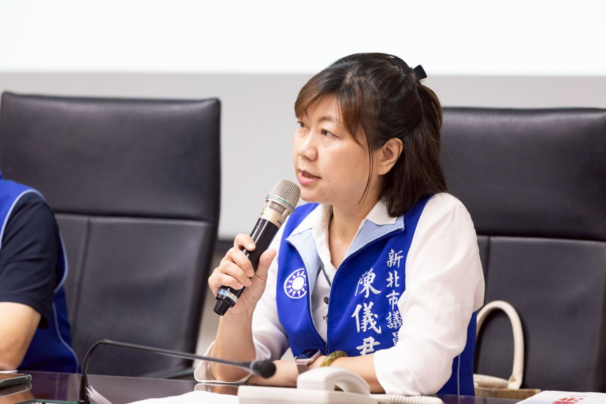 藍營退席擋臨時會　批綠營政治操作干擾議事程序